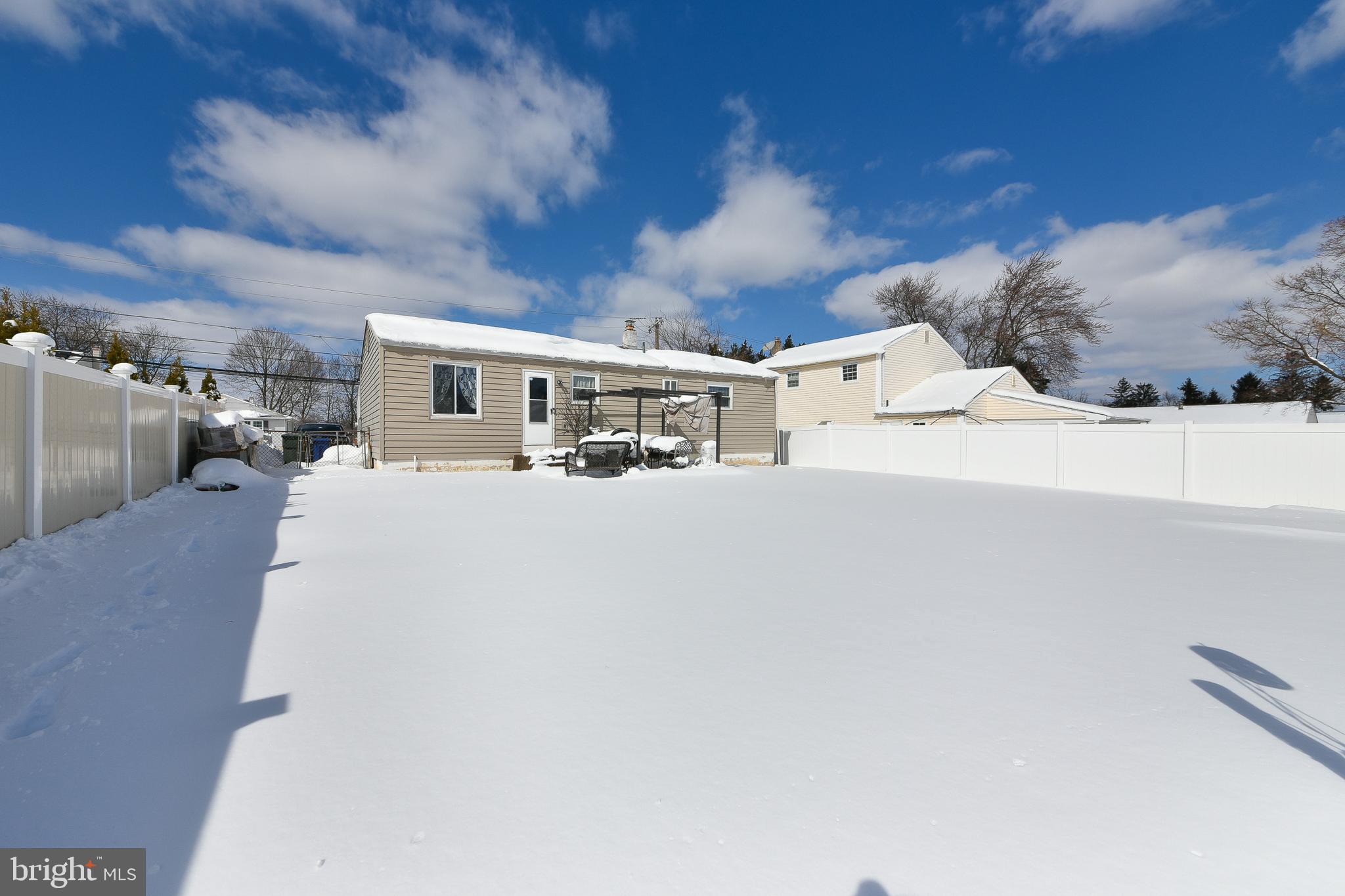 1653 FITZWATERTOWN ROAD