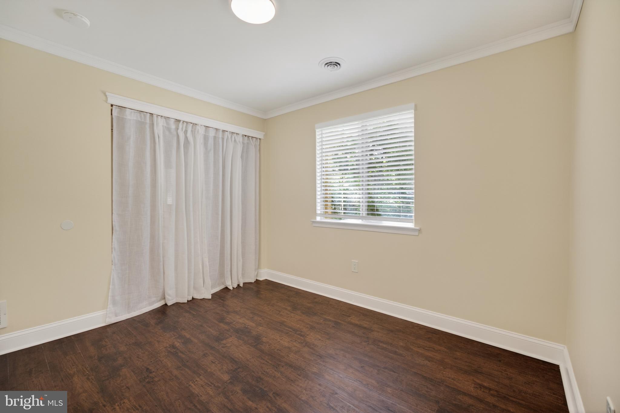 31 BROOKSIDE COURT 31