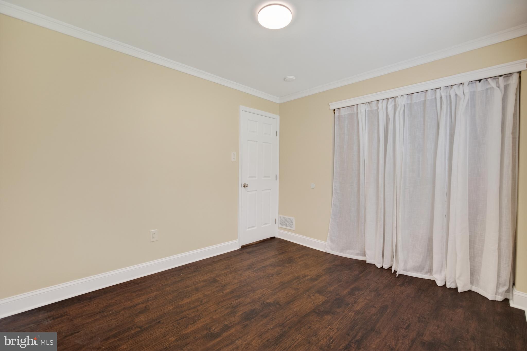 31 BROOKSIDE COURT 31