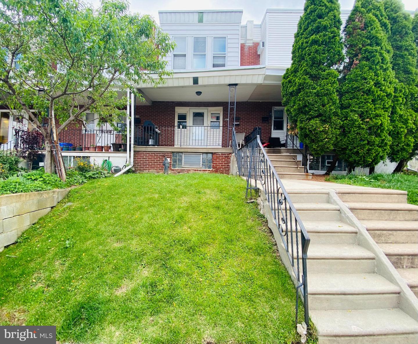 4248 FROST STREET