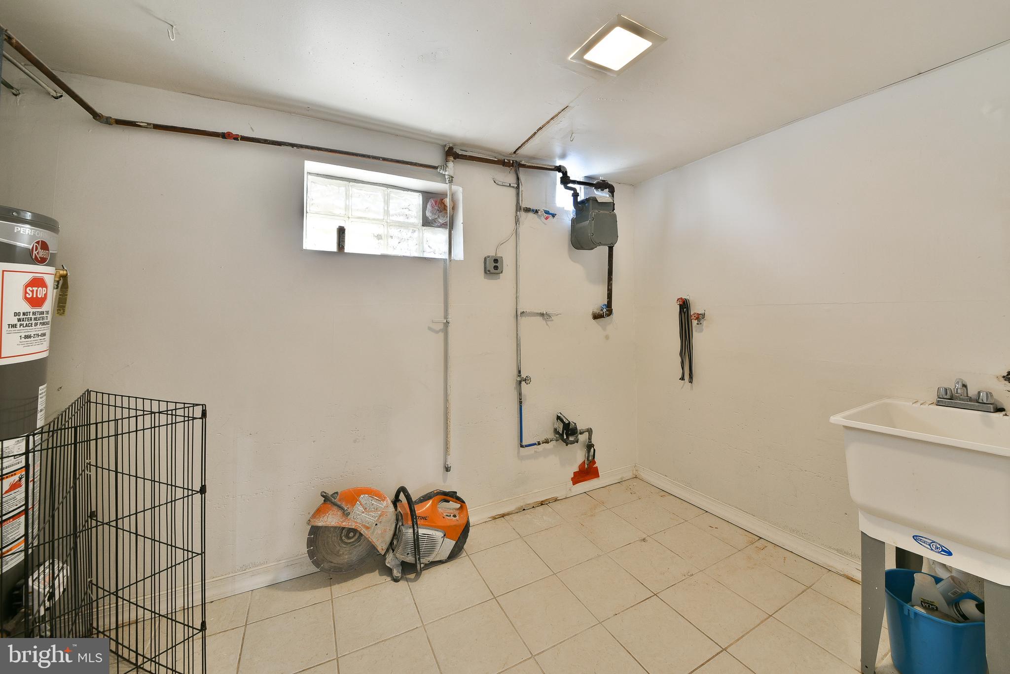 7528-32 LORETTO AVENUE