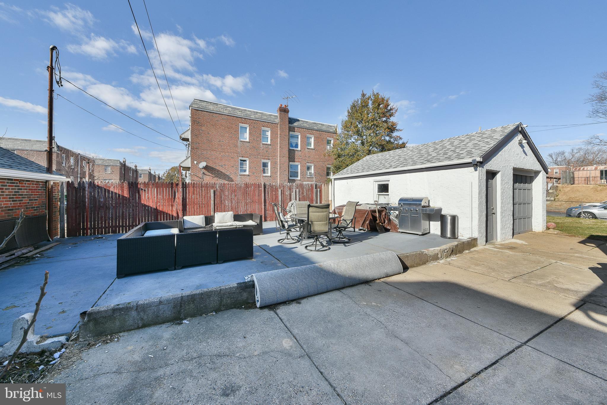 7528-32 LORETTO AVENUE