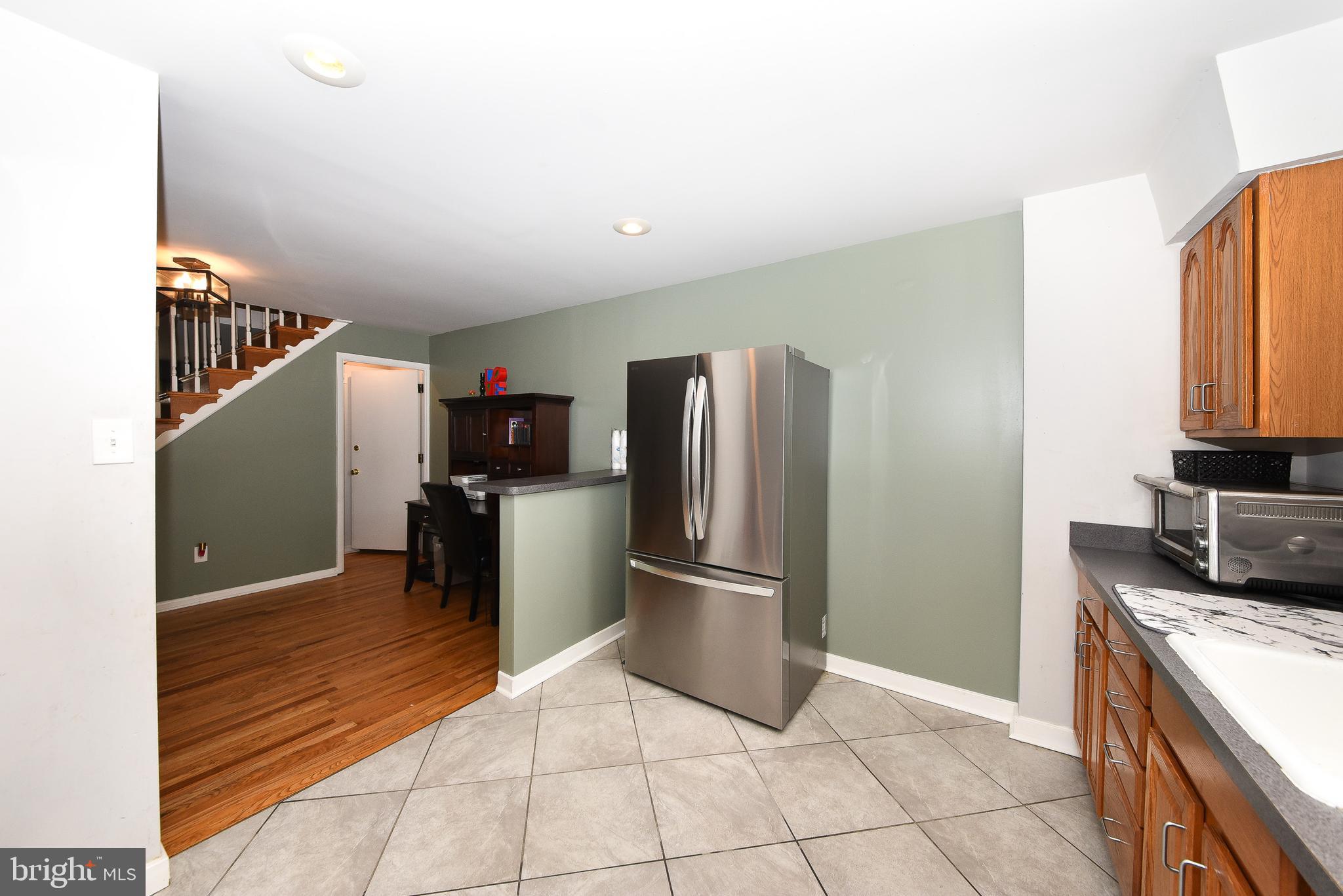 3629 Whitehall Ln