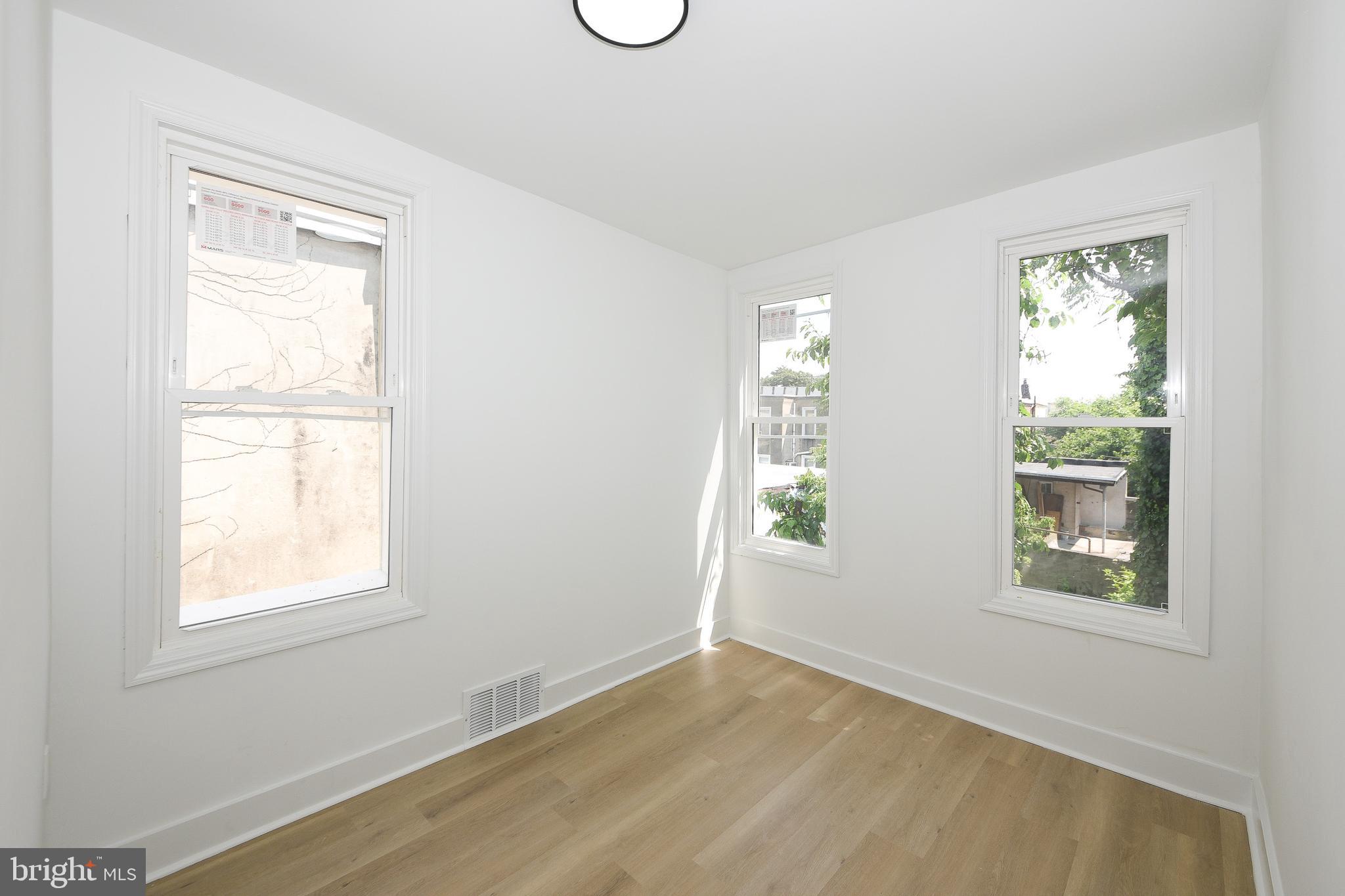 808 W Venango St