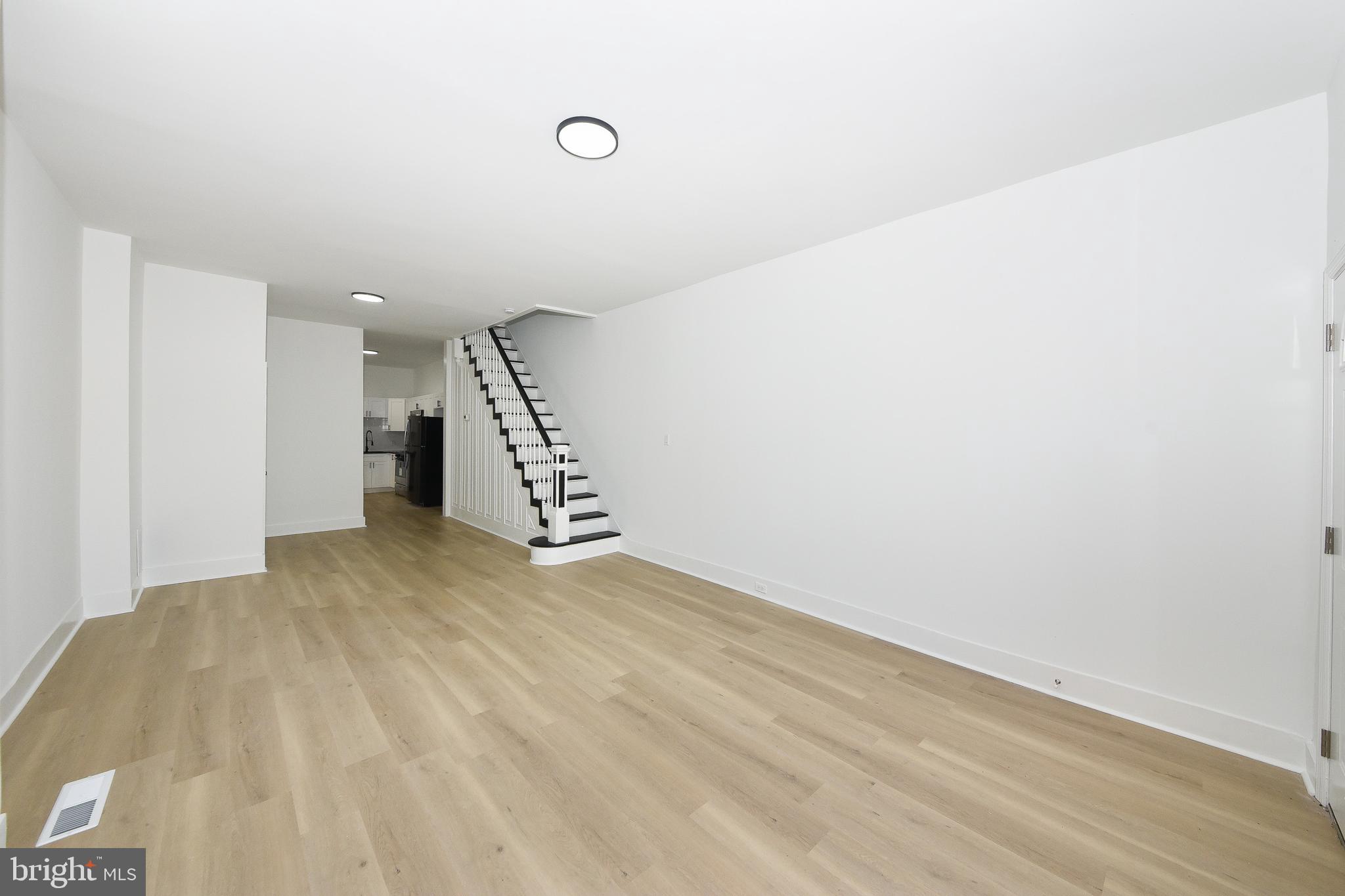 808 W Venango St