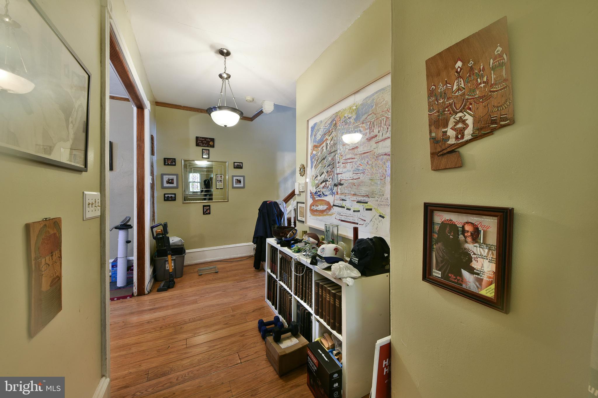 302 W Earlham Ter