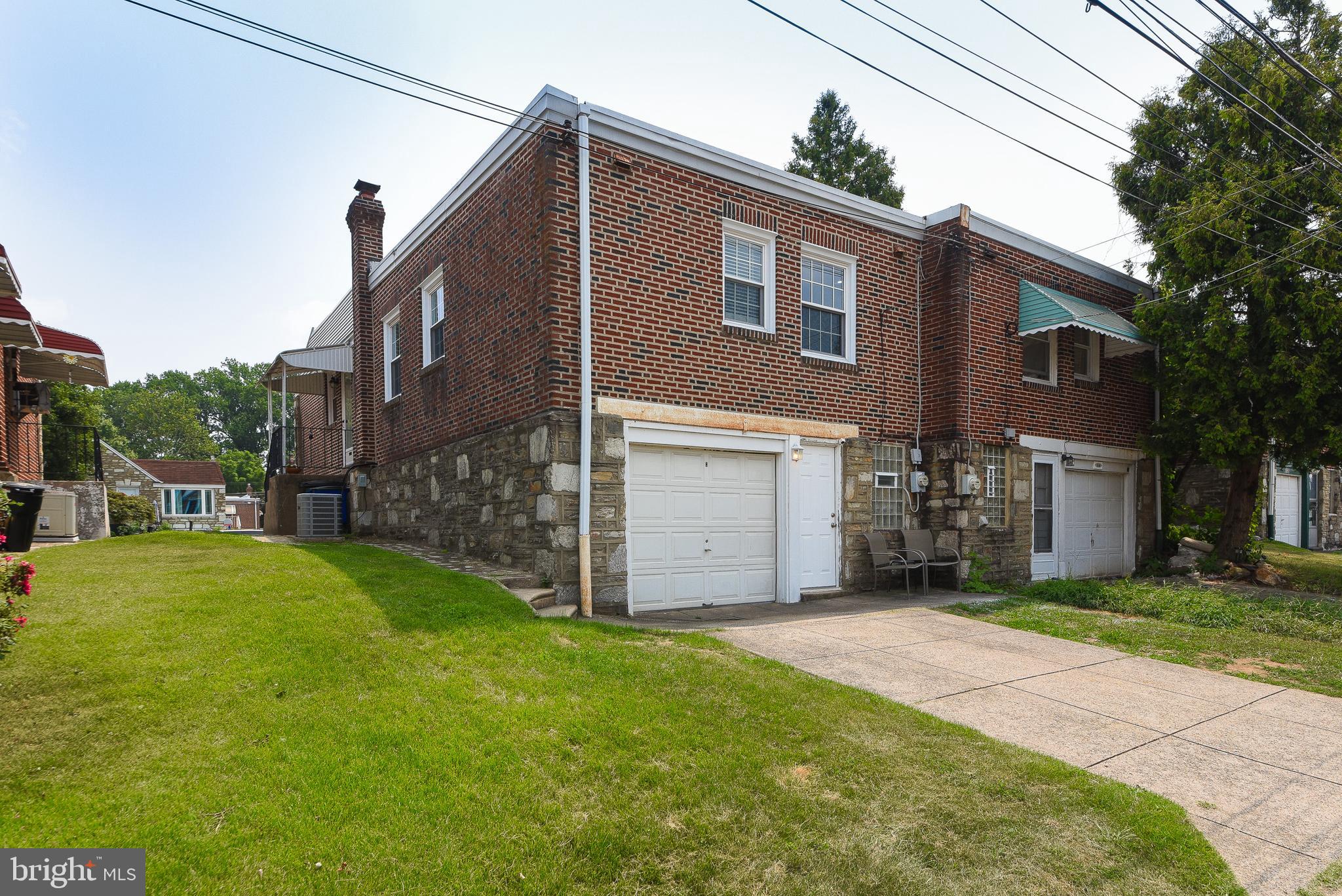 8142 LISTER STREET