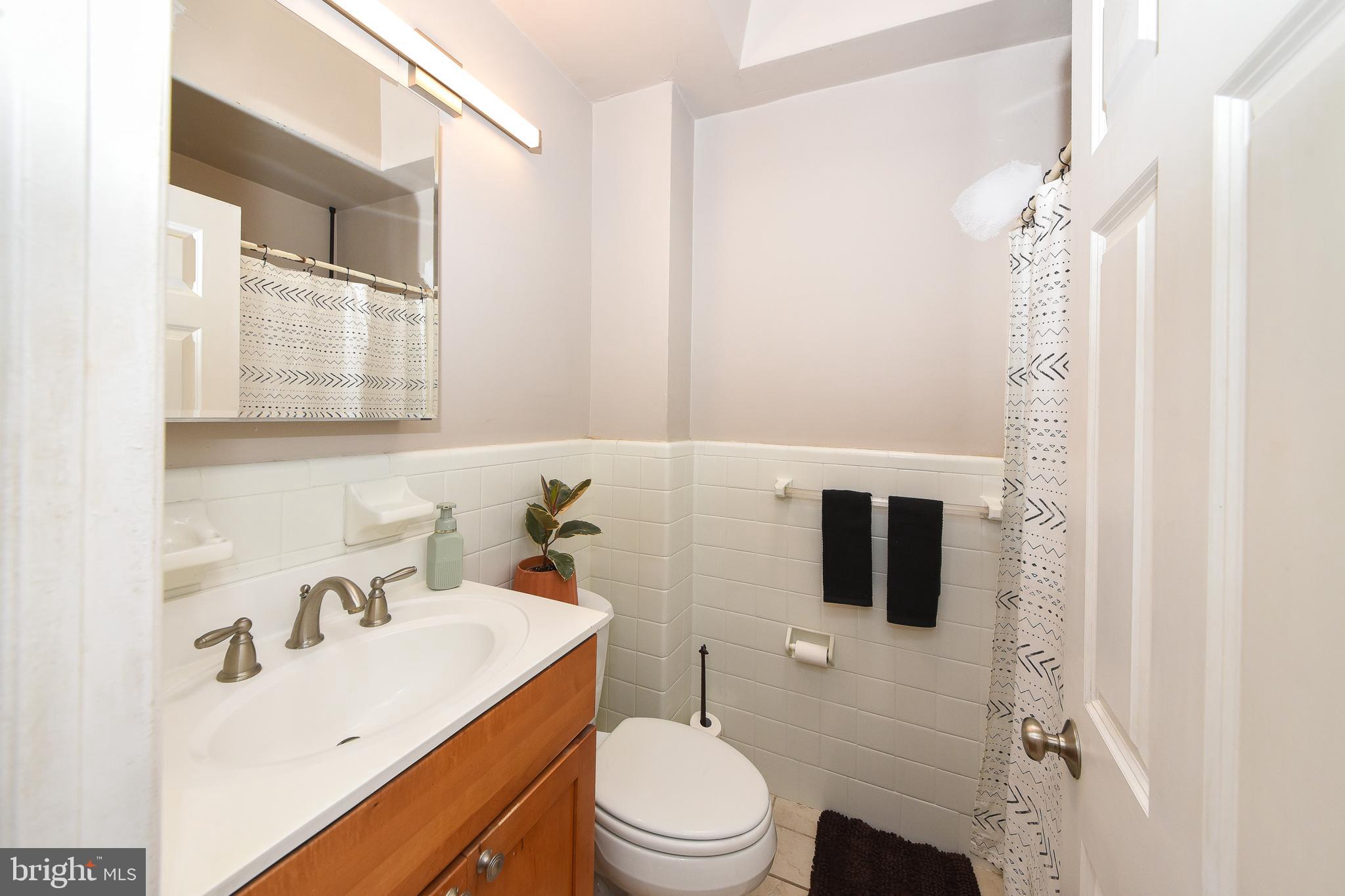 8142 LISTER STREET