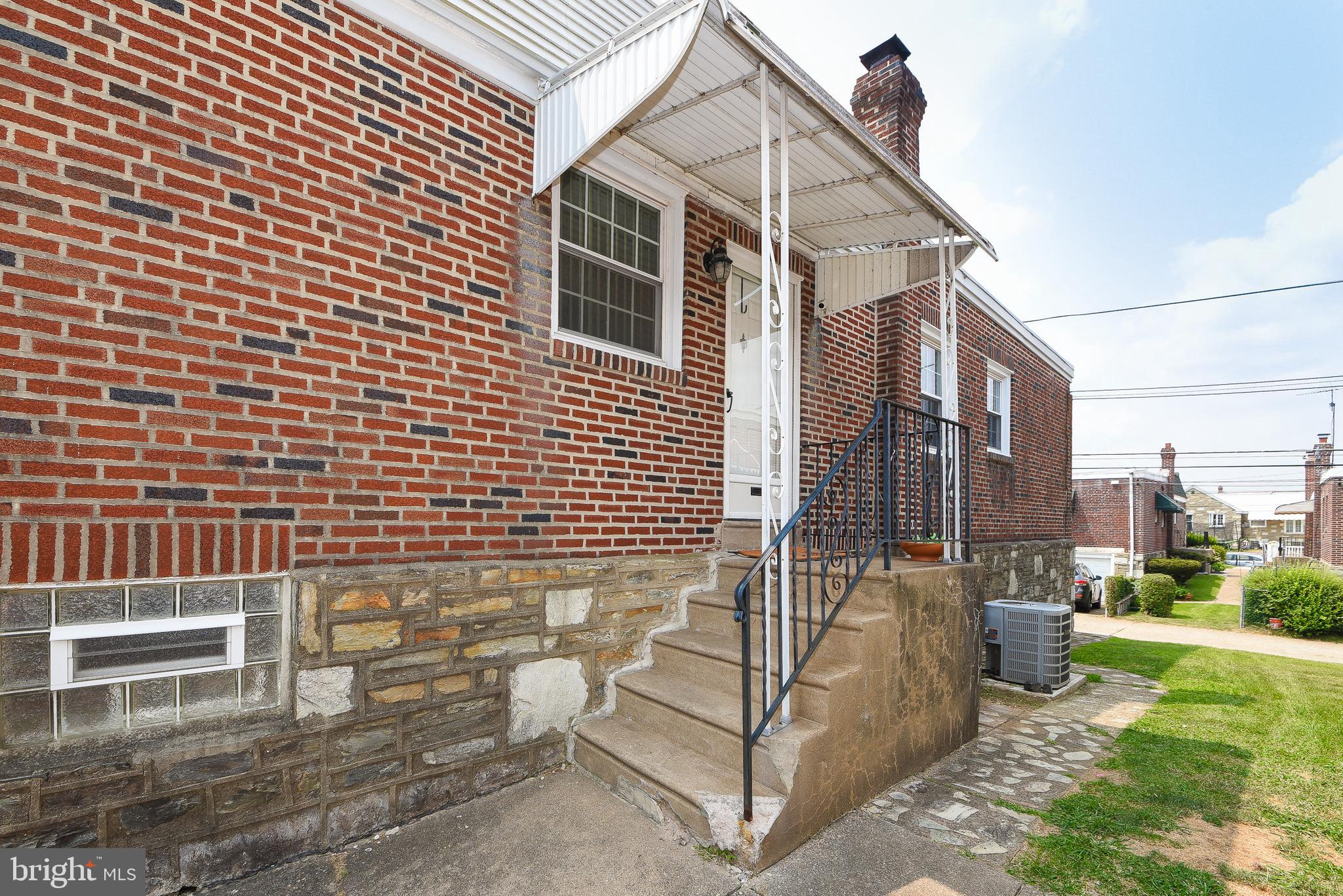 8142 LISTER STREET
