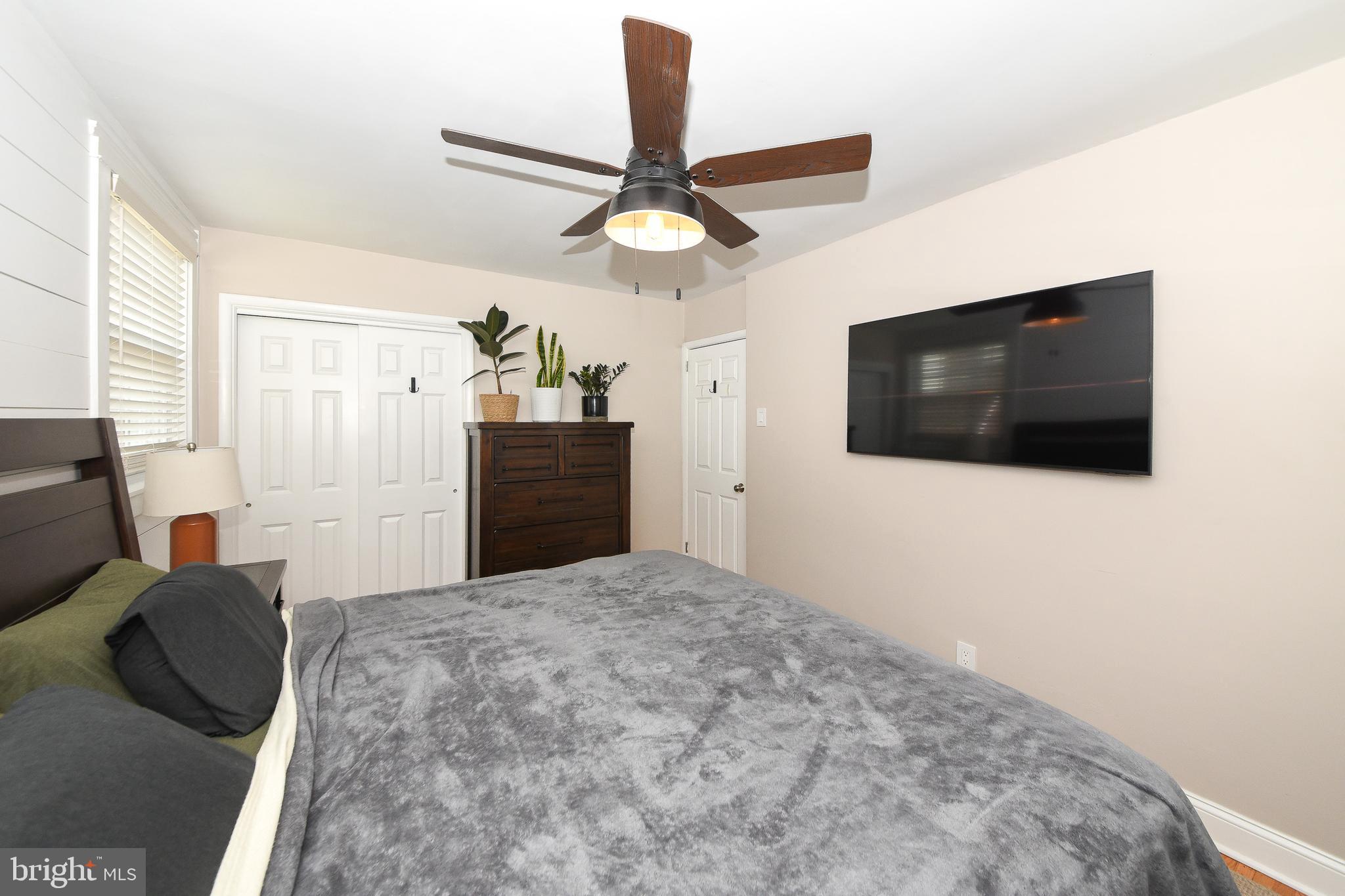 8142 LISTER STREET