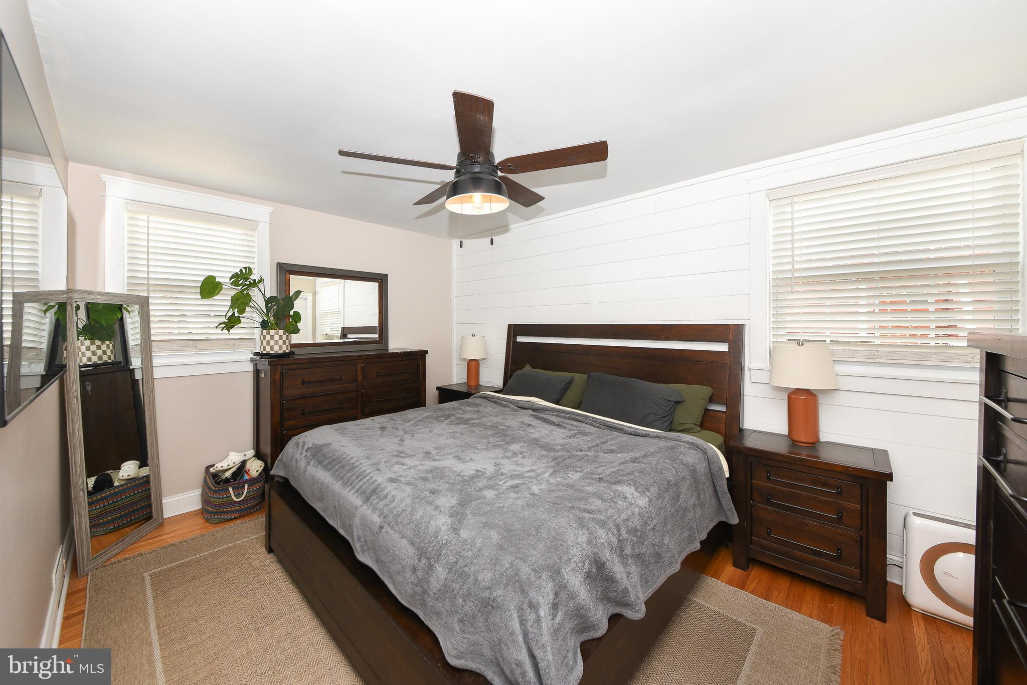 8142 LISTER STREET