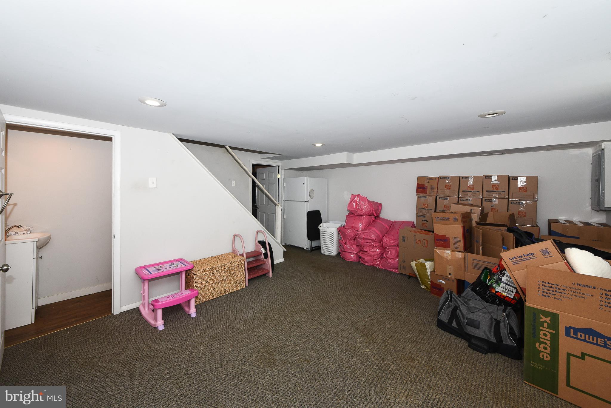 3629 WHITEHALL LANE
