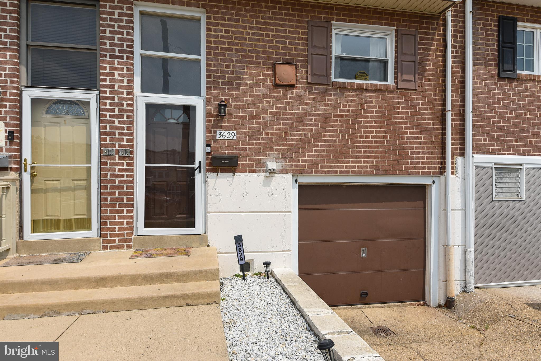 3629 WHITEHALL LANE