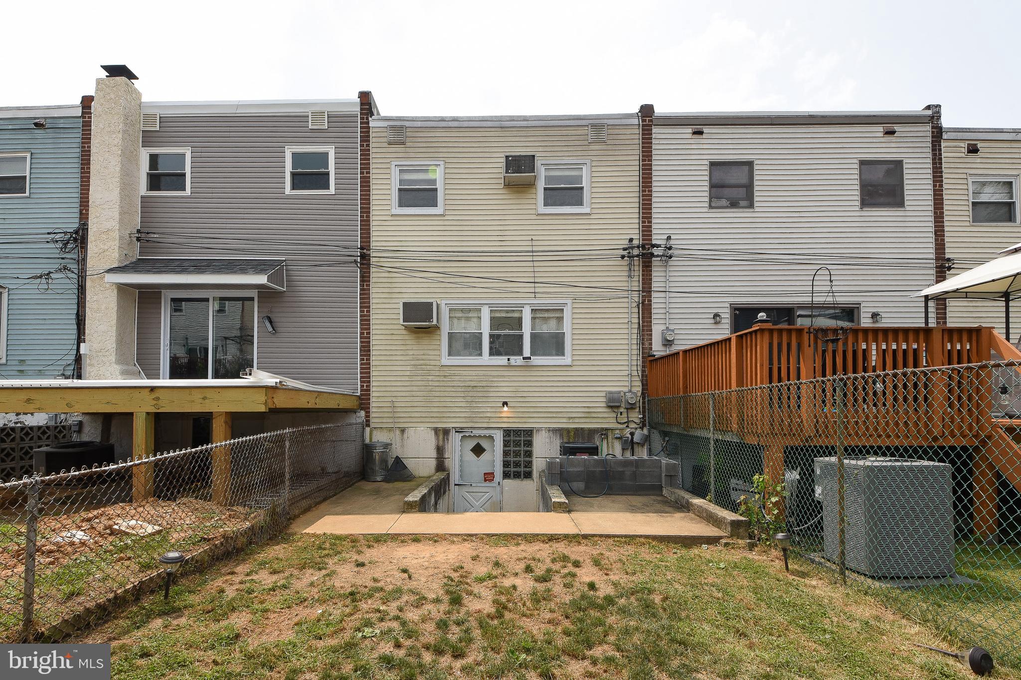 3629 WHITEHALL LANE