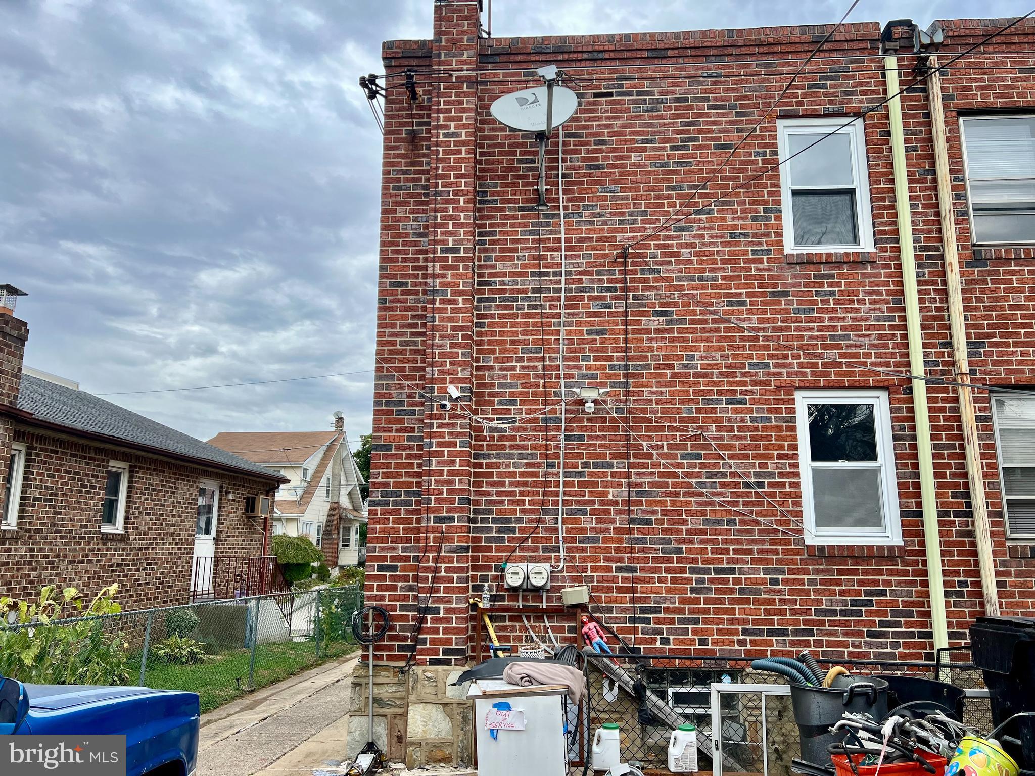 330 MAGEE AVENUE