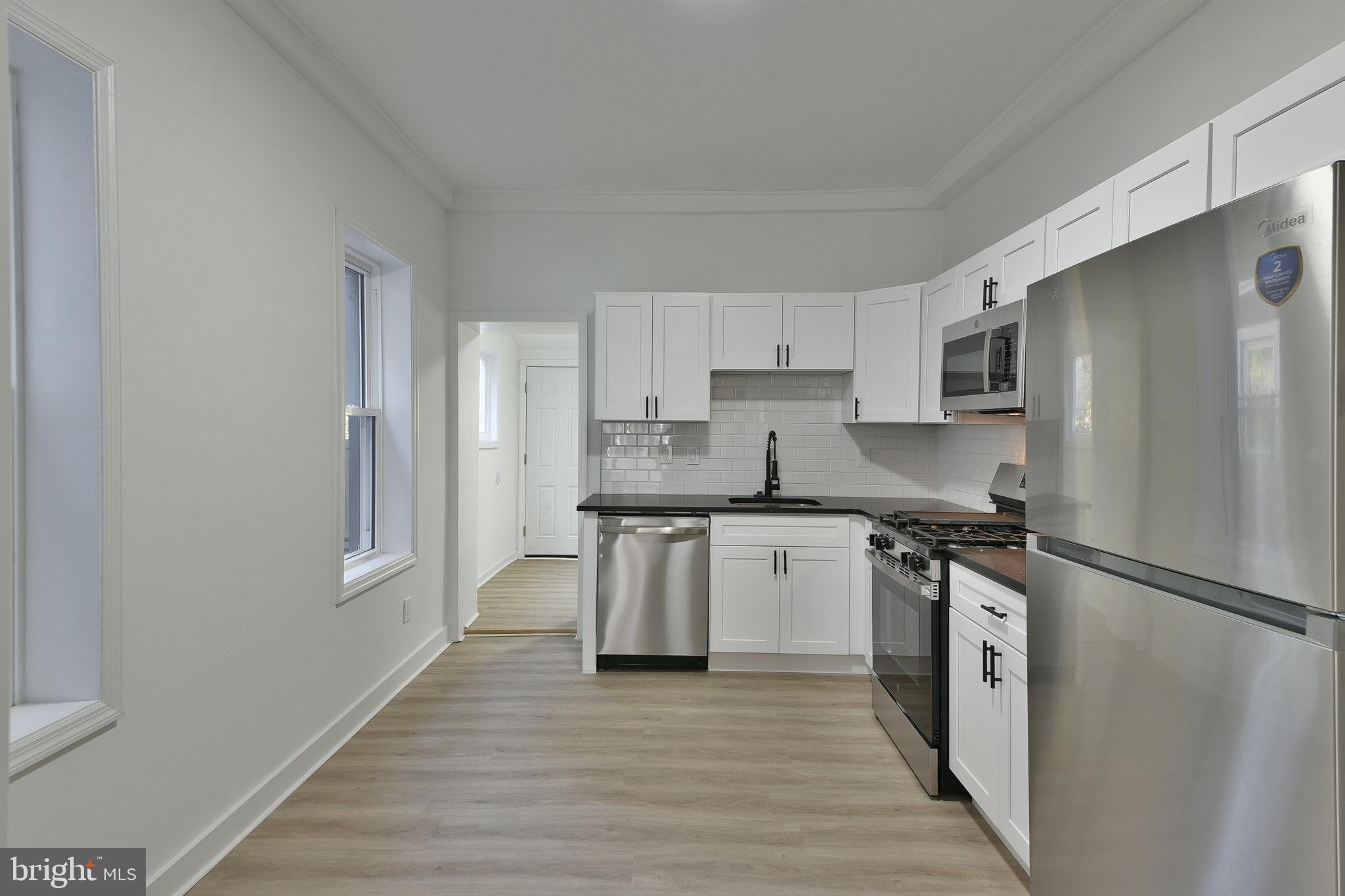 1725 W JUNIATA STREET