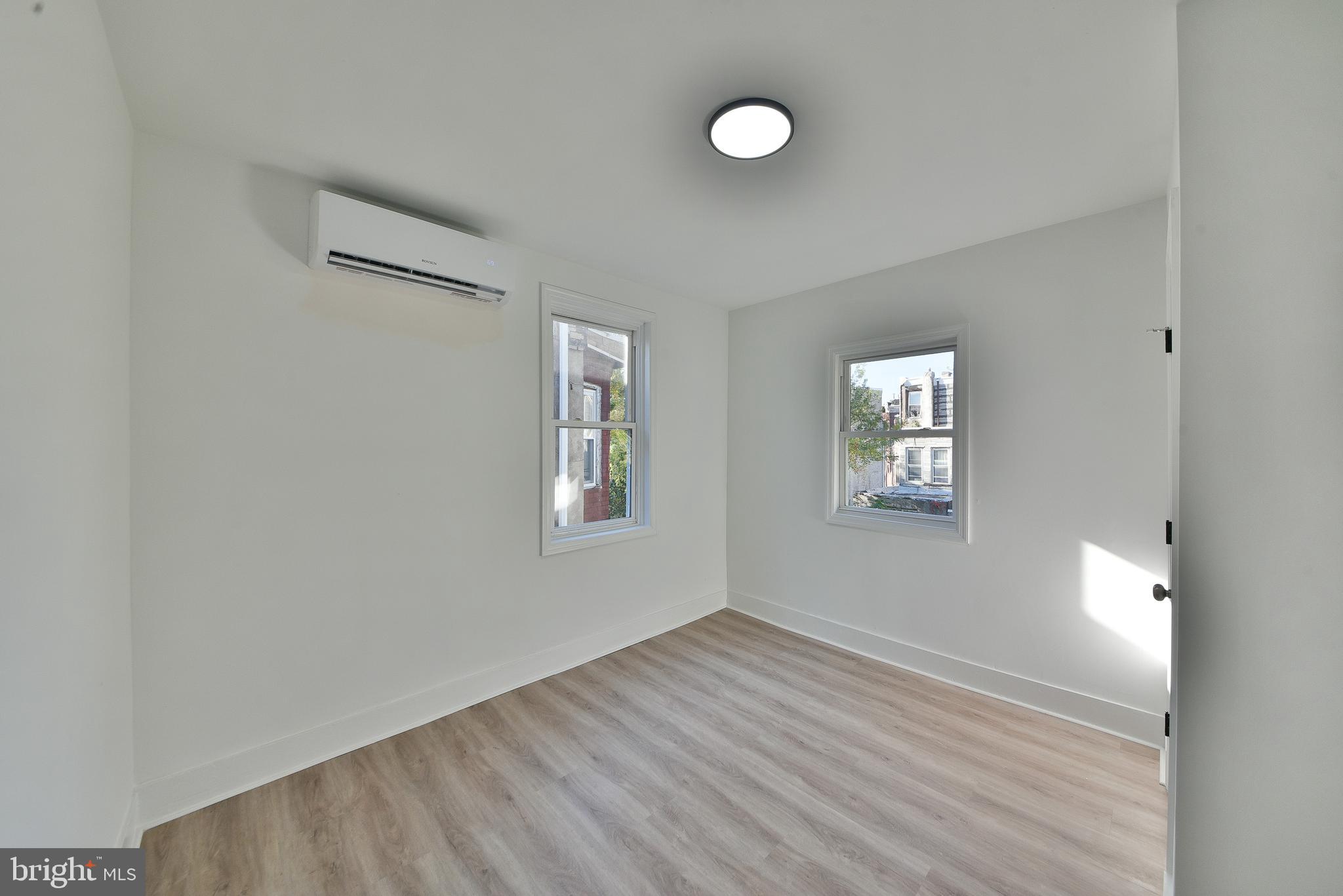 1725 W JUNIATA STREET