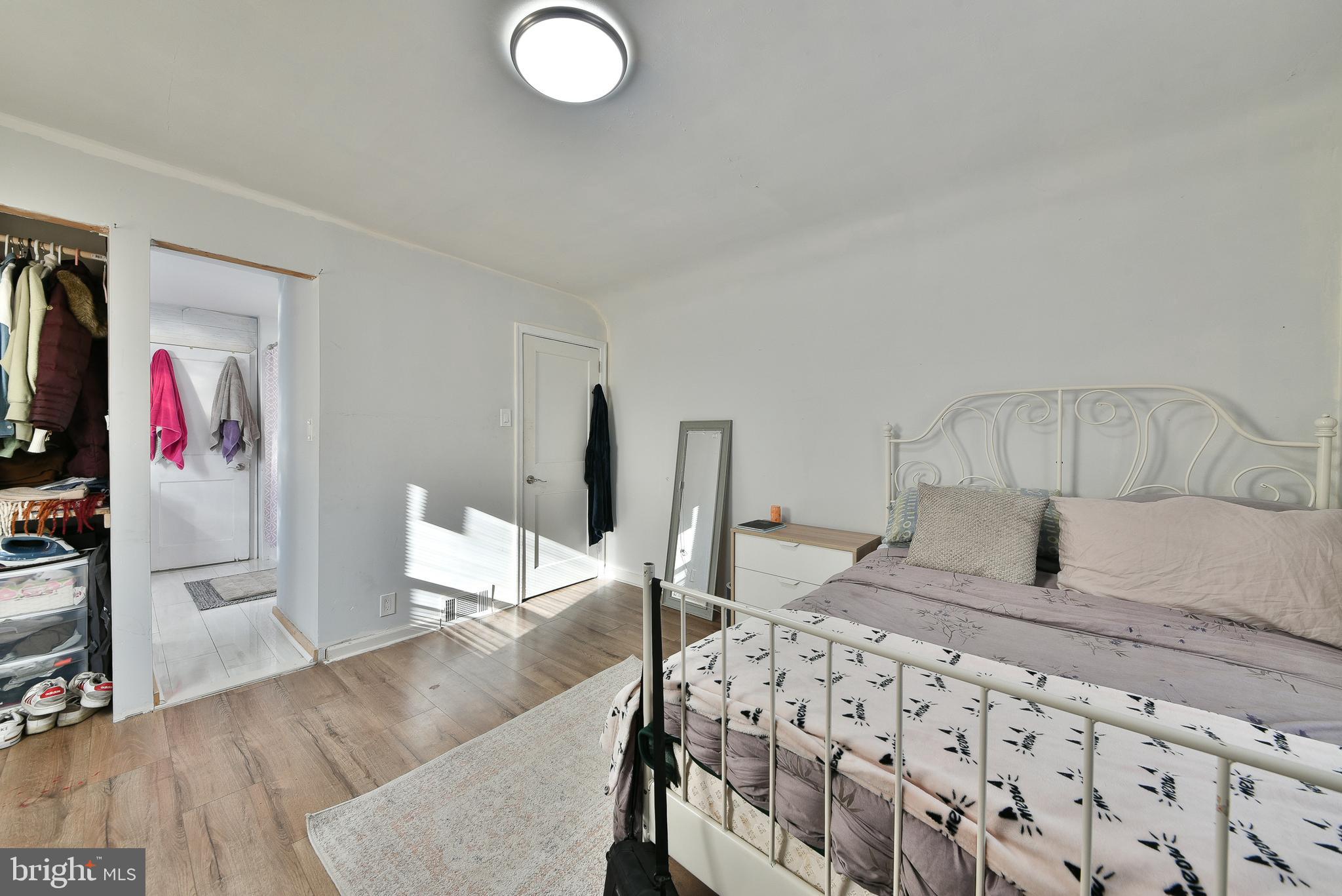 7528-32 LORETTO AVENUE