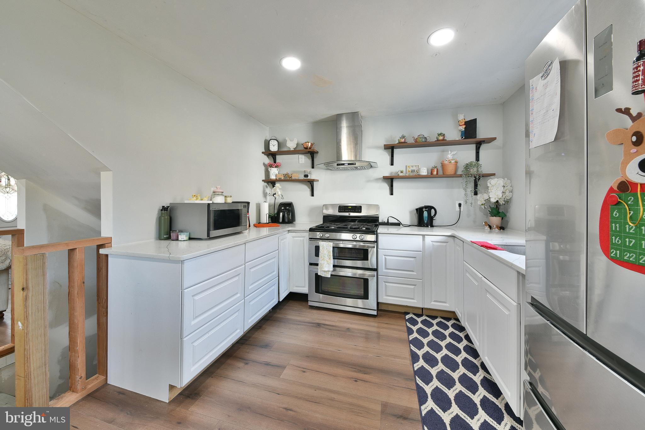 7528-32 LORETTO AVENUE