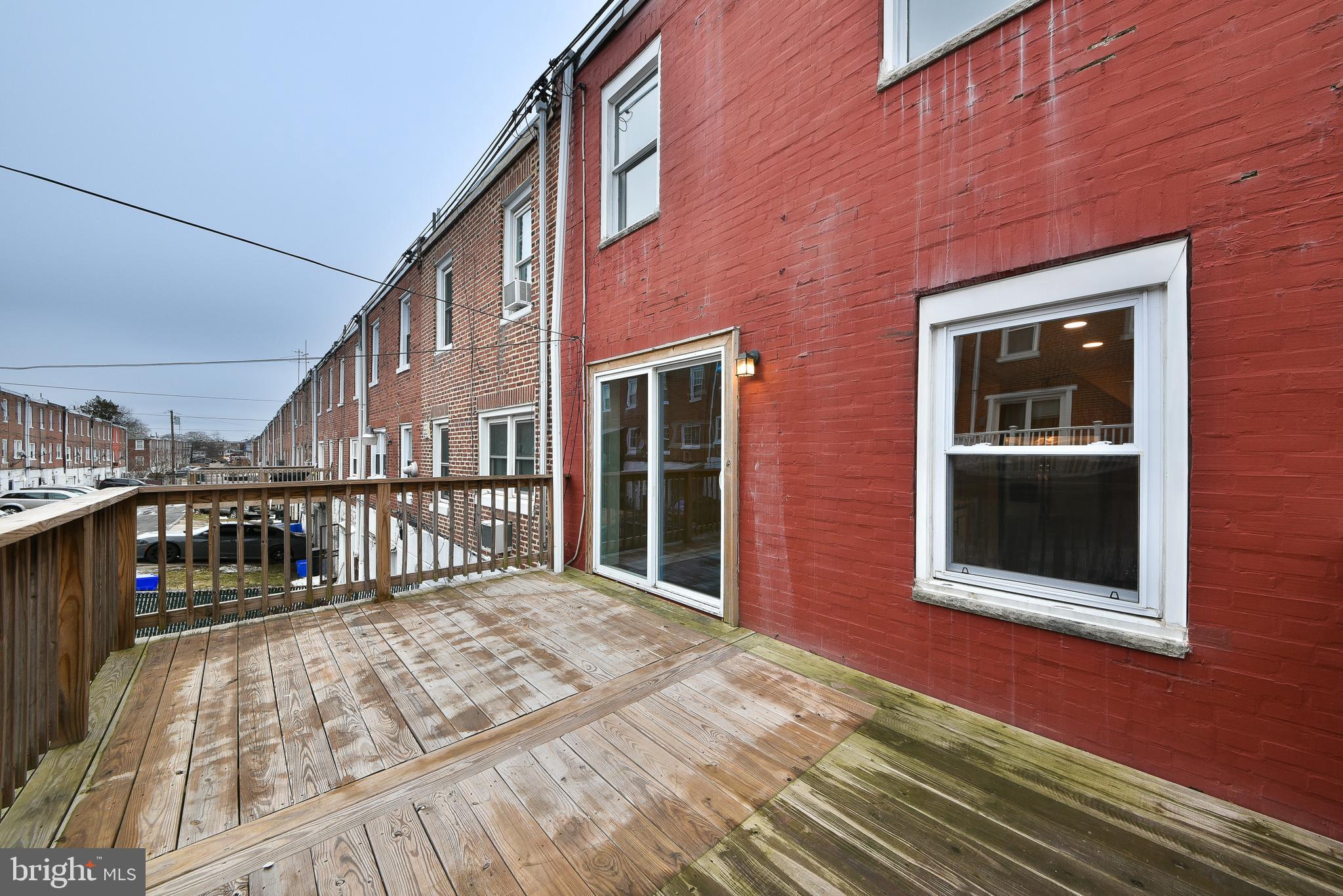 7537 WOOLSTON AVENUE