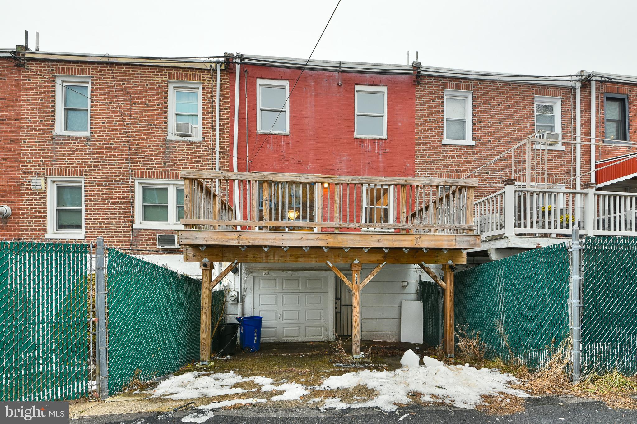 7537 WOOLSTON AVENUE