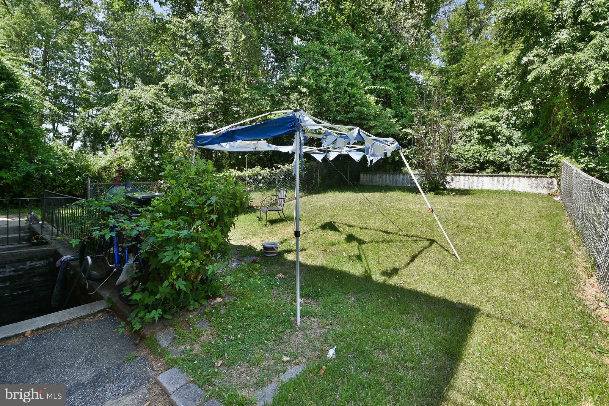 203 ROBBINS STREET