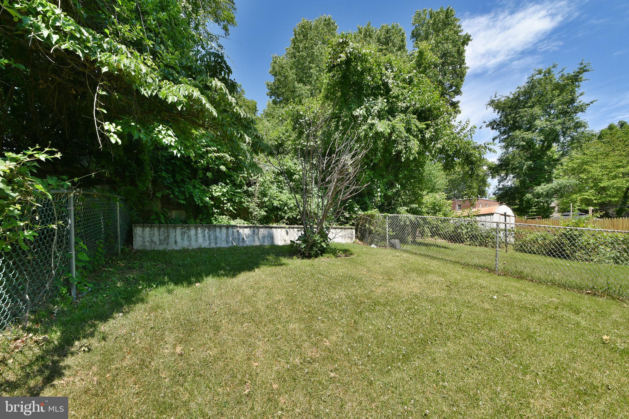 203 ROBBINS STREET