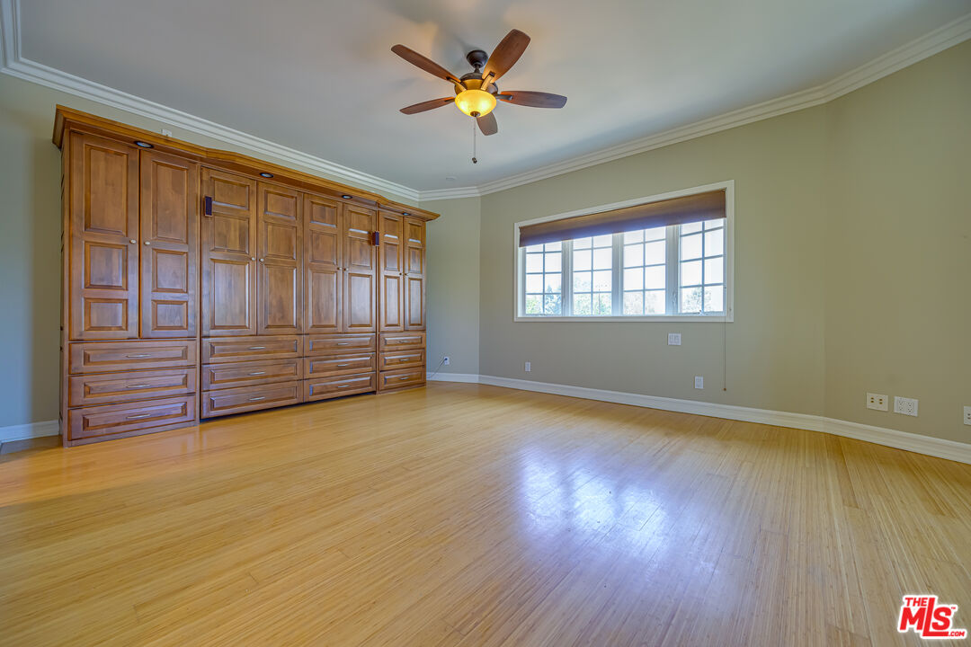 10513 NORTHVALE RD