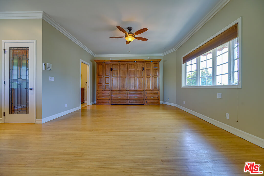 10513 NORTHVALE RD