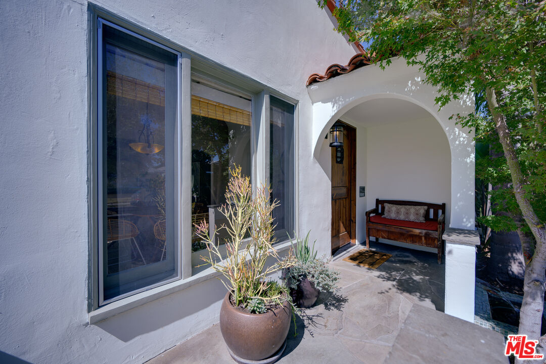 4243 Lyceum Ave