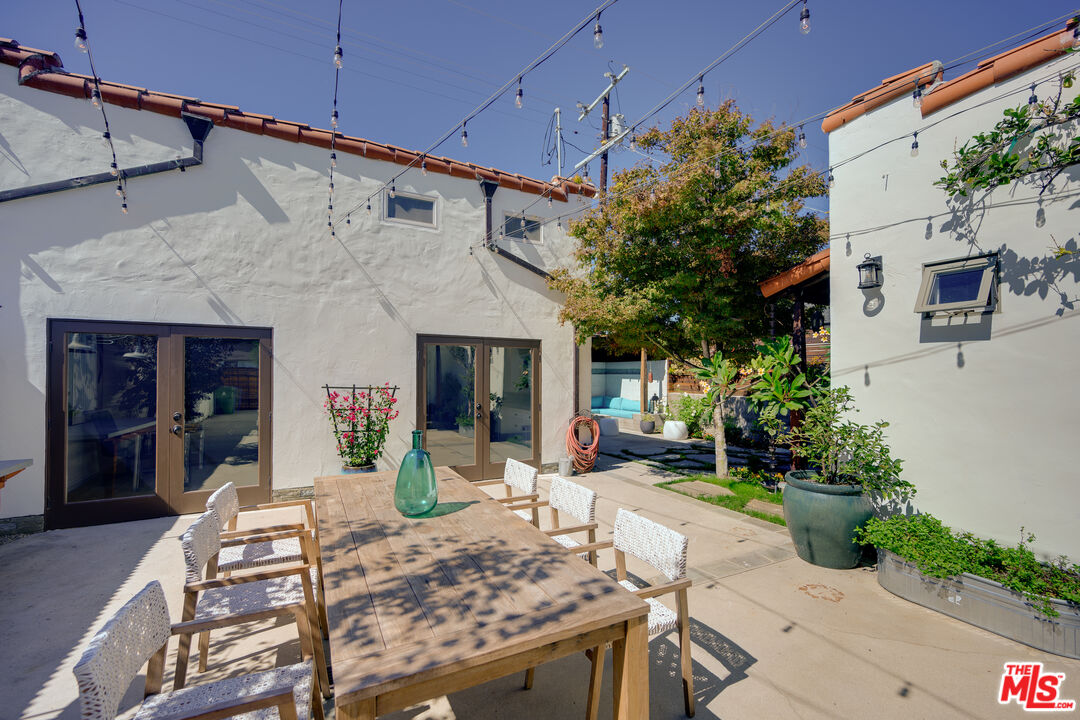 4243 Lyceum Ave