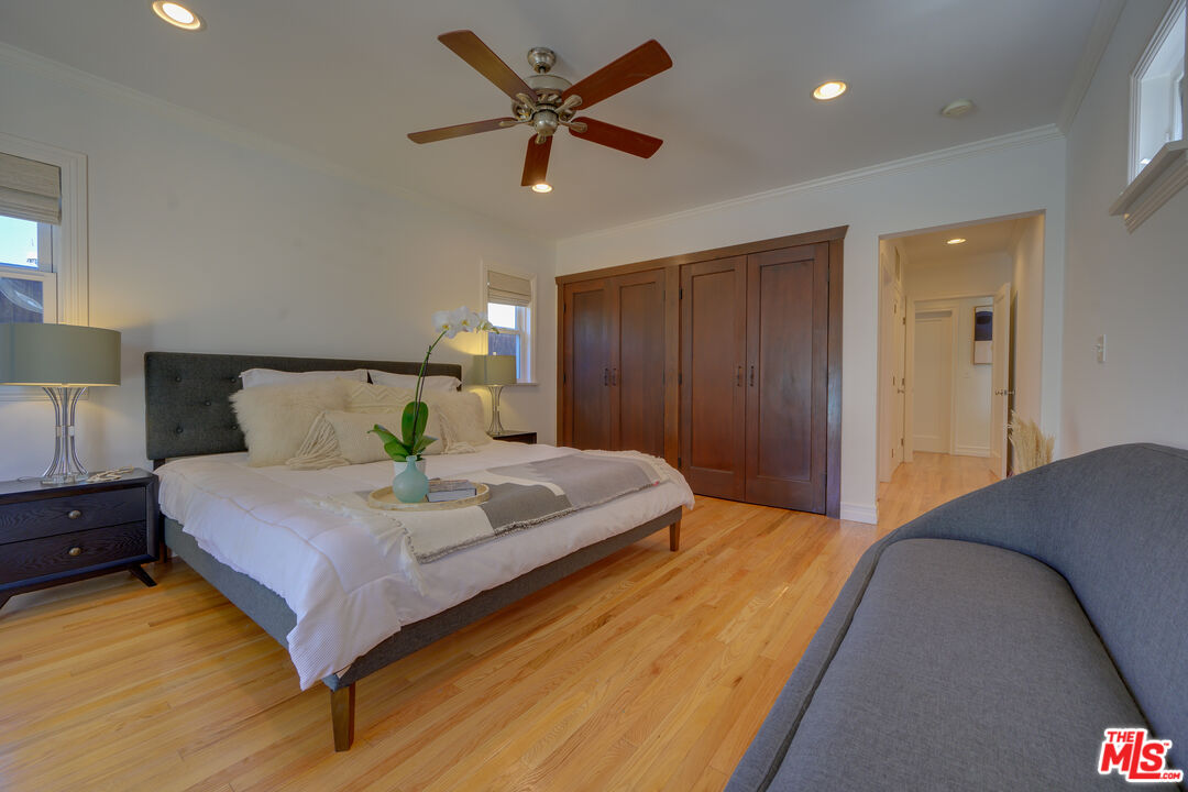 4243 Lyceum Ave