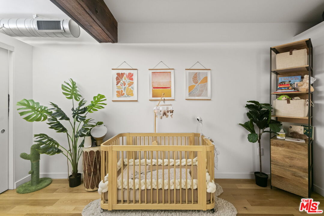 527 Molino St Unit: 301