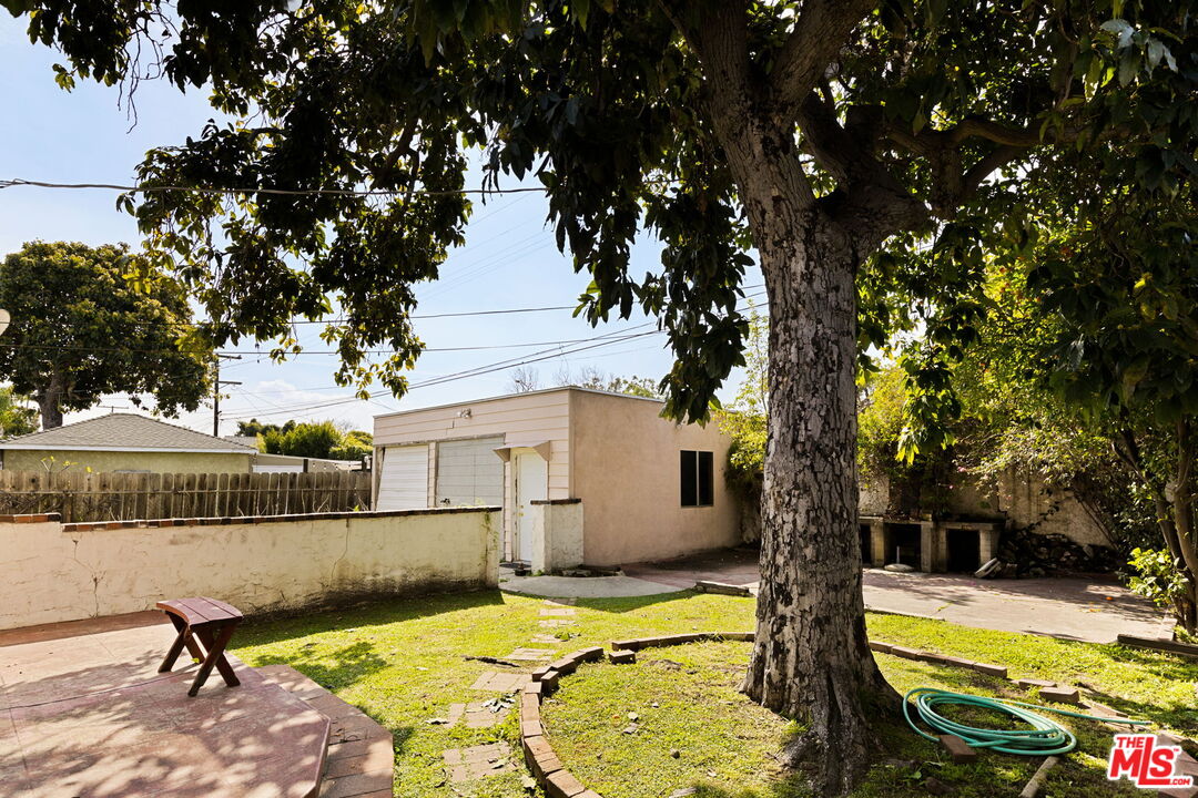 3837 Berryman Ave
