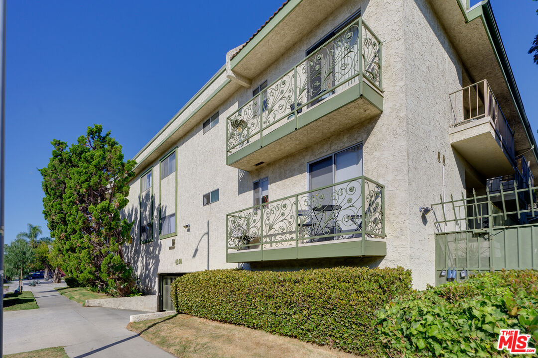 4350 Berryman Ave Unit: 4