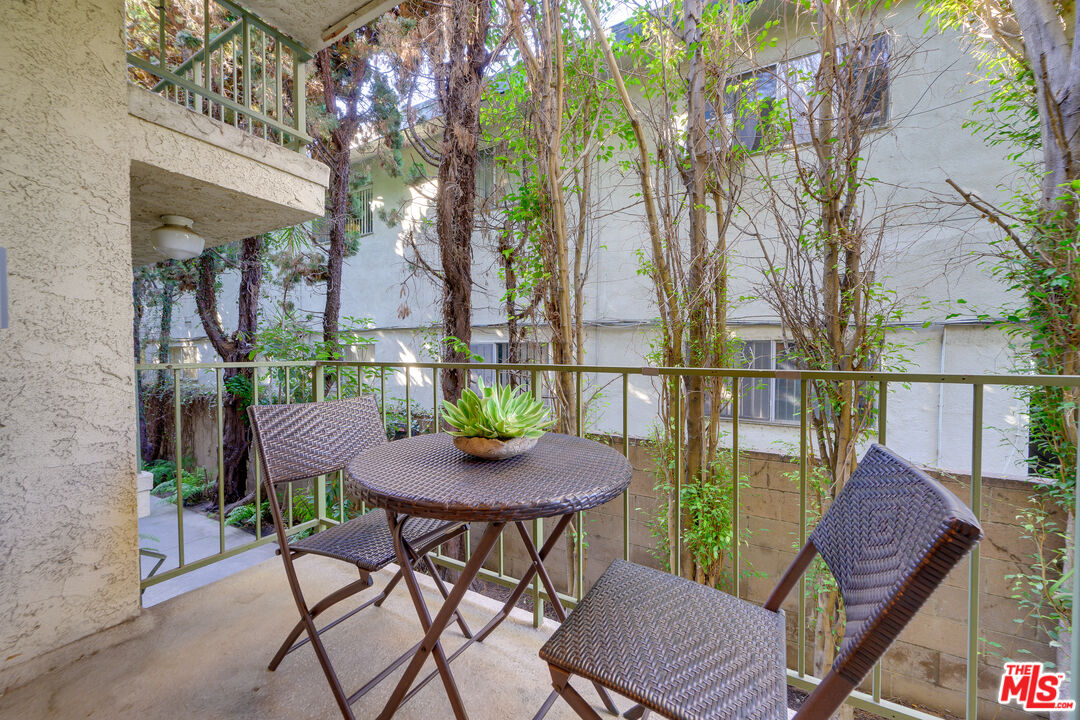 4350 Berryman Ave Unit: 4