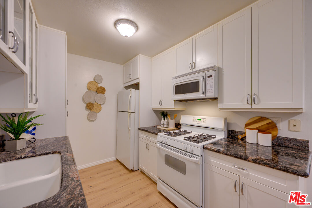 4350 Berryman Ave Unit: 4