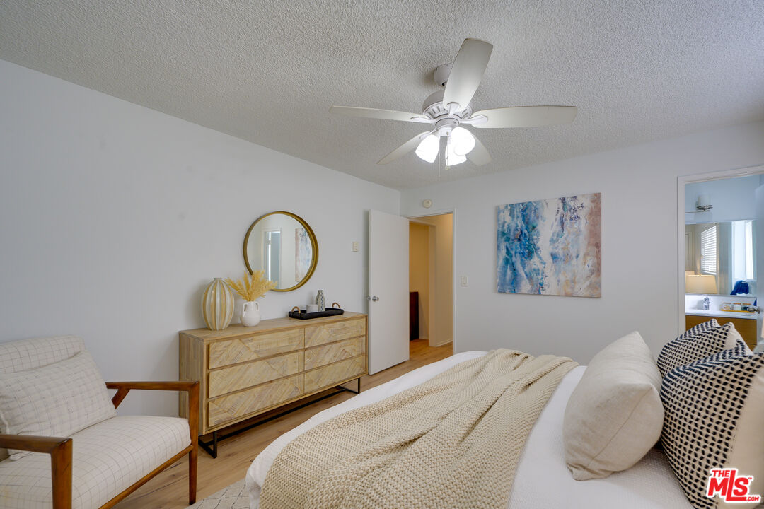 4350 Berryman Ave Unit: 4