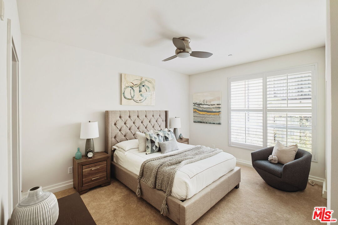 1430 S Beverly Glen Blvd Unit: 203