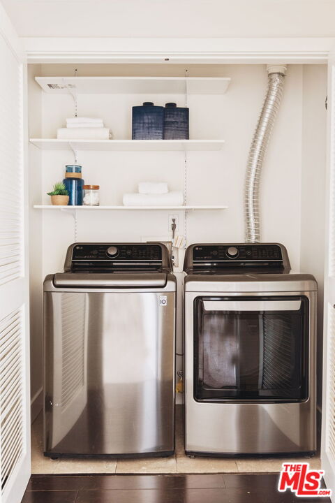 1430 S Beverly Glen Blvd Unit: 203