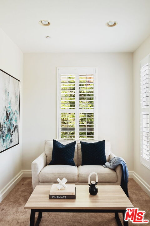 1430 S Beverly Glen Blvd Unit: 203