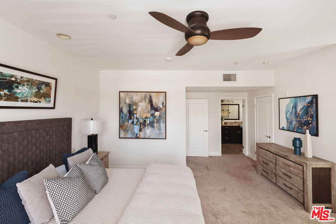 1430 S Beverly Glen Blvd Unit: 203