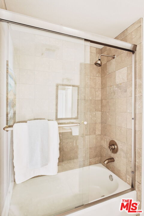 1430 S Beverly Glen Blvd Unit: 203