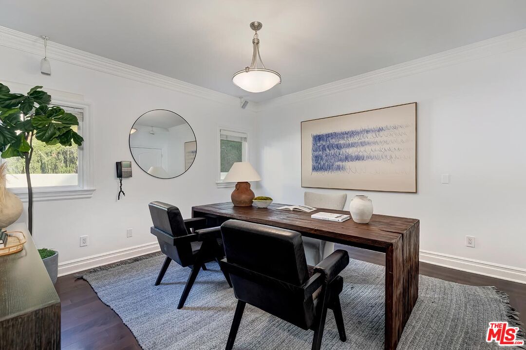 732 Saint Katherine Dr