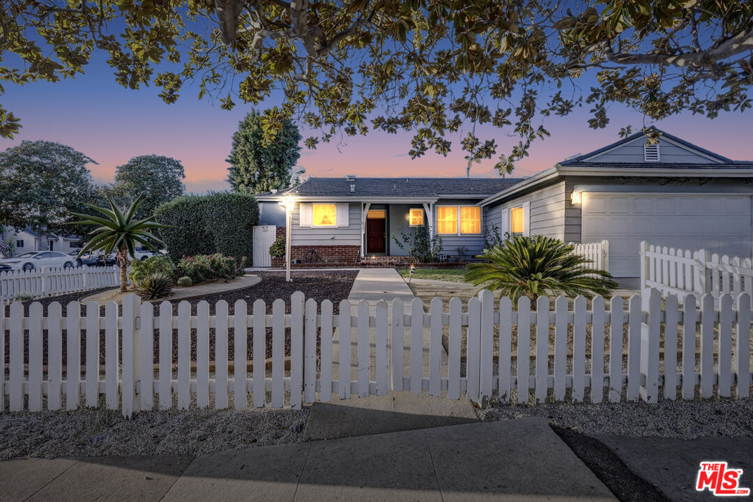11637 Charnock Rd Los Angeles CA
