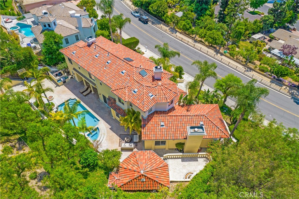 4235 E Cerro Villa Drive
