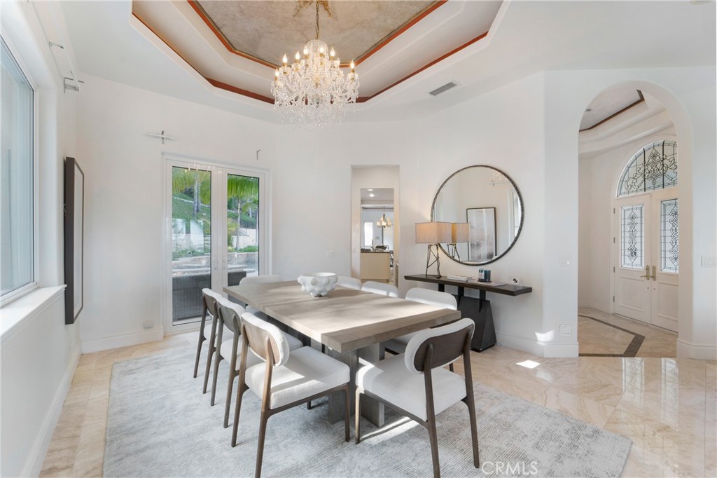 4235 E Cerro Villa Drive