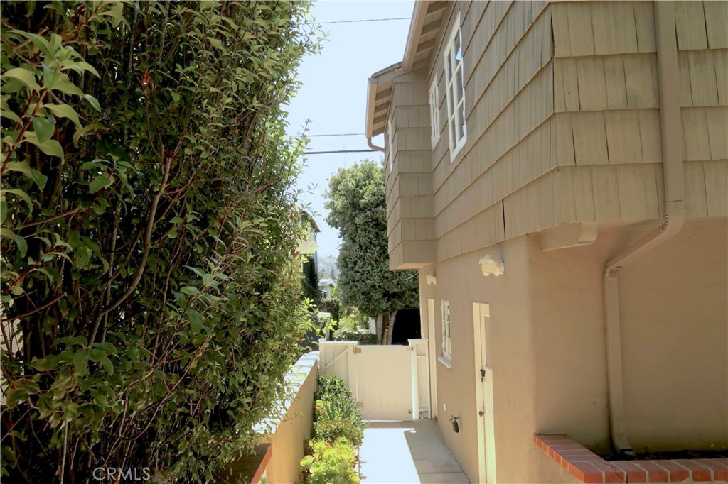 136 Cedar Way