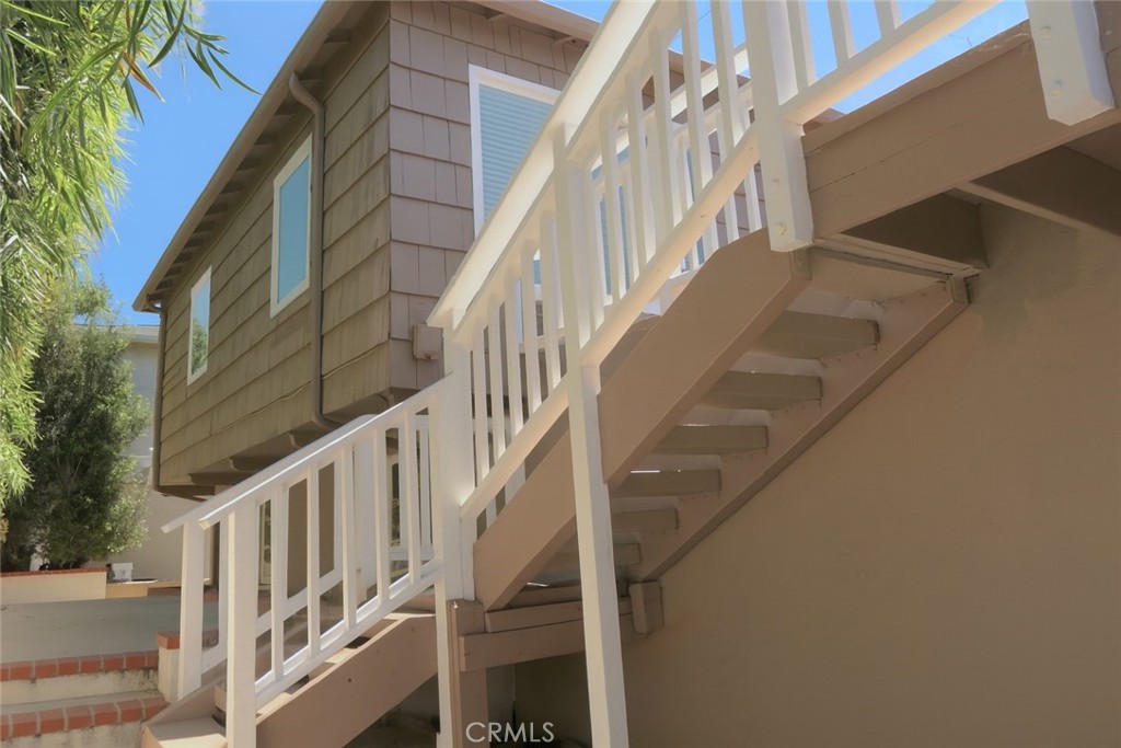 136 Cedar Way