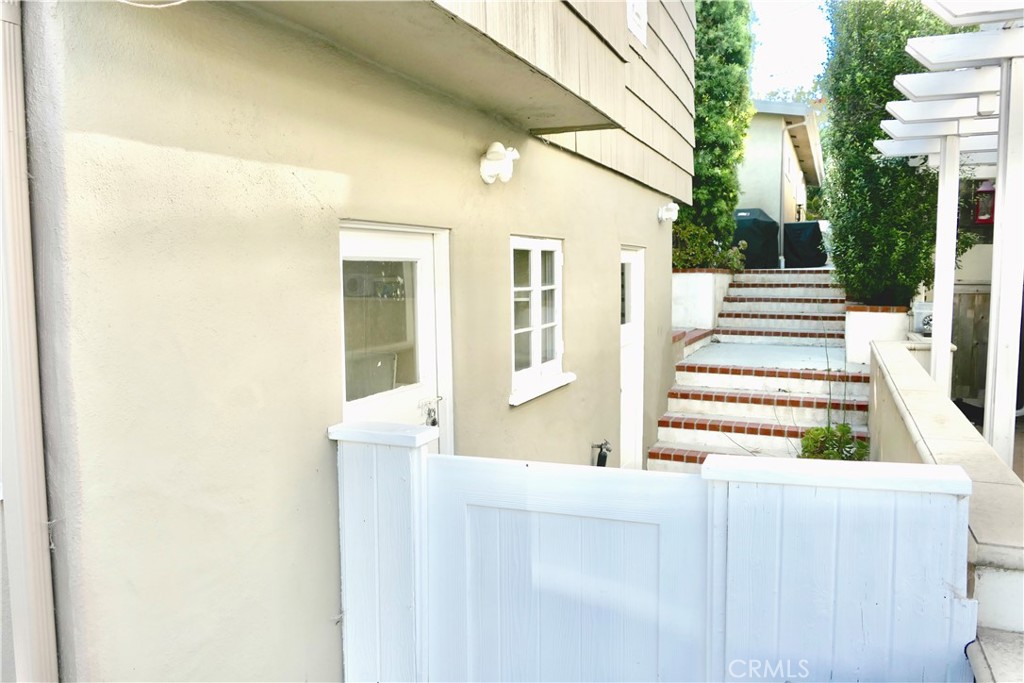 136 Cedar Way